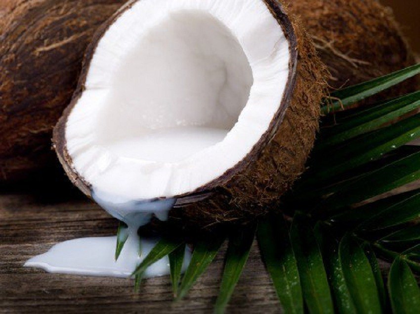 9 Coconut Milk Nutritional Benefits and Recipe