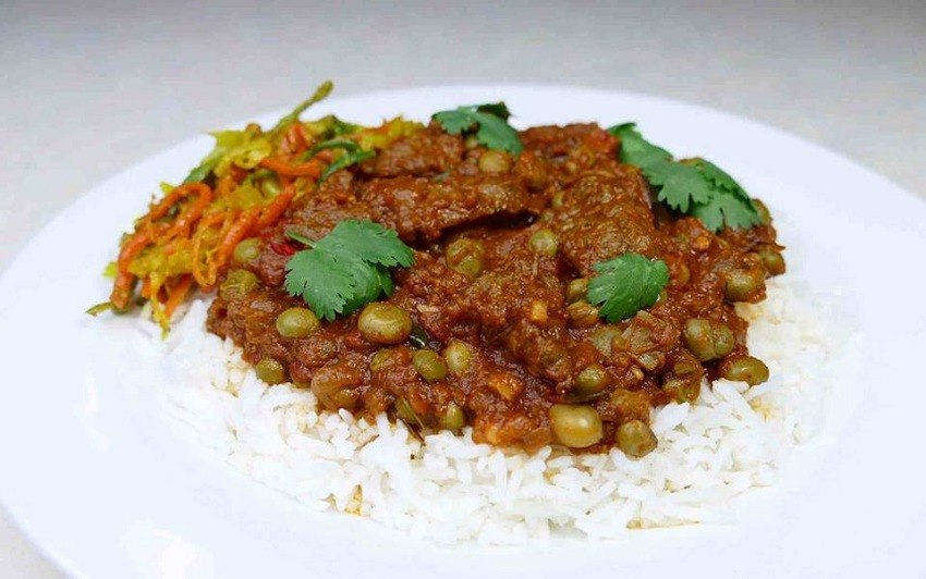 Venison Curry with Lilva Beans