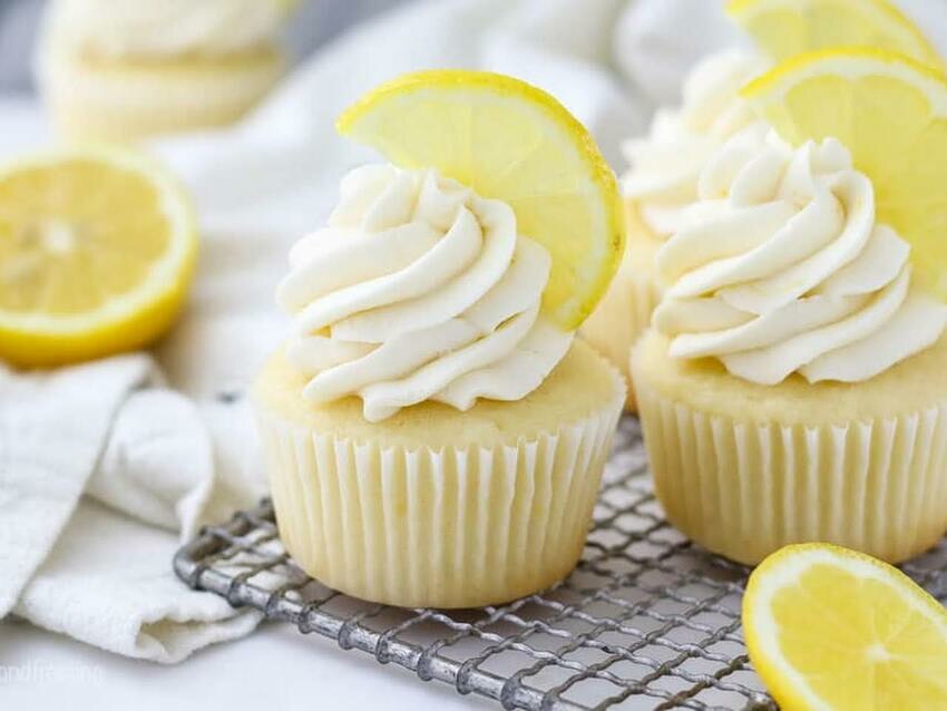 Homemade Lemon Cupcakes