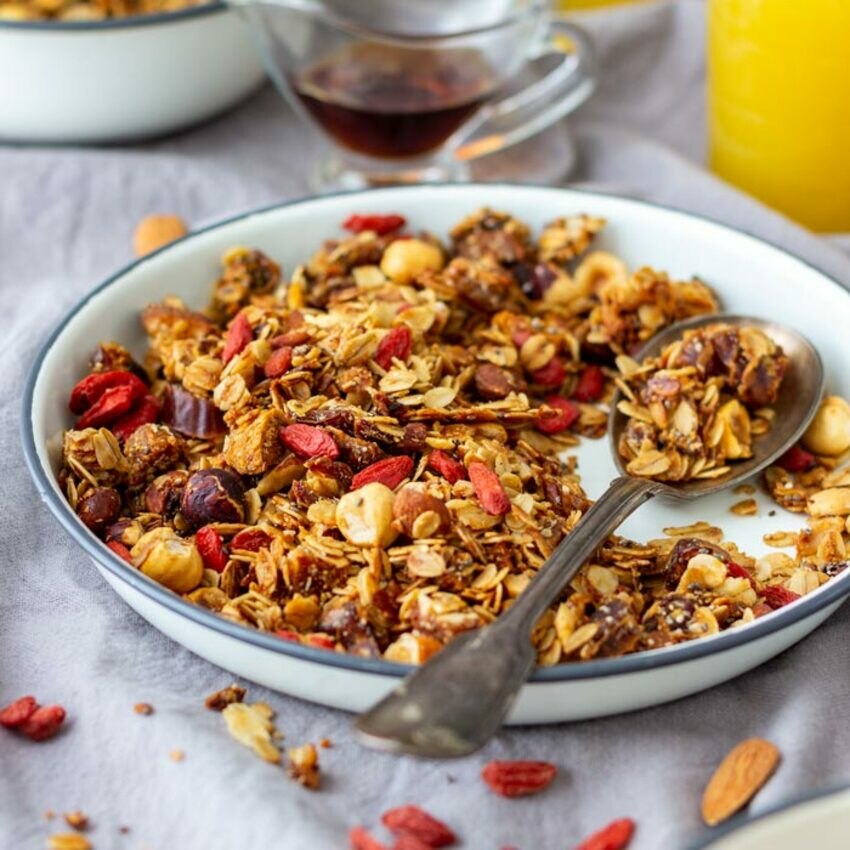 Easy and Healthy Granola