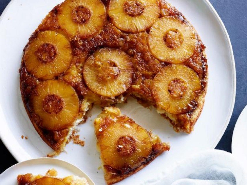 Pineapple and Cinnamon upside-down cake