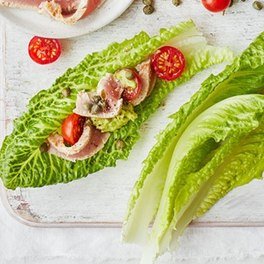 Healthy tuna lettuce wraps